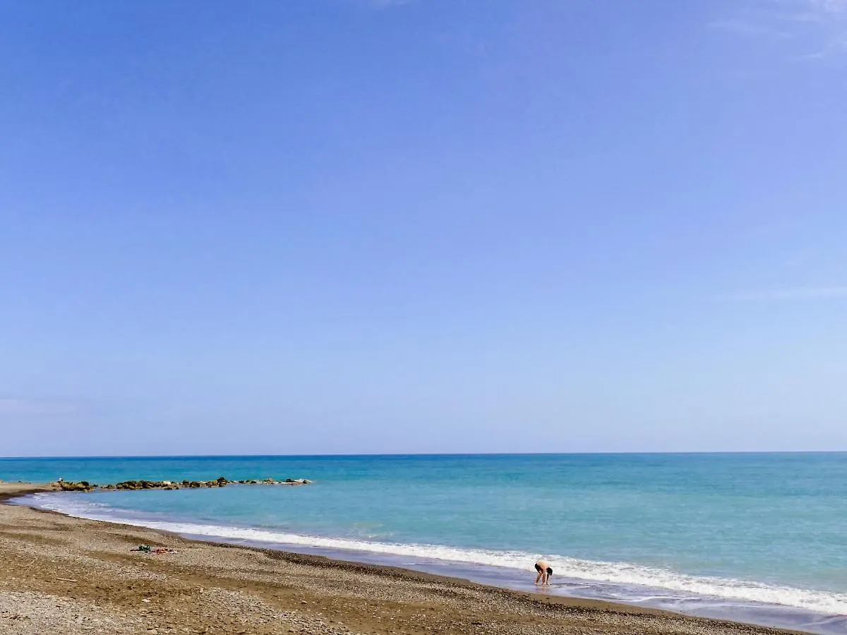 Holiday home Locazione Turistica La Petit Maison